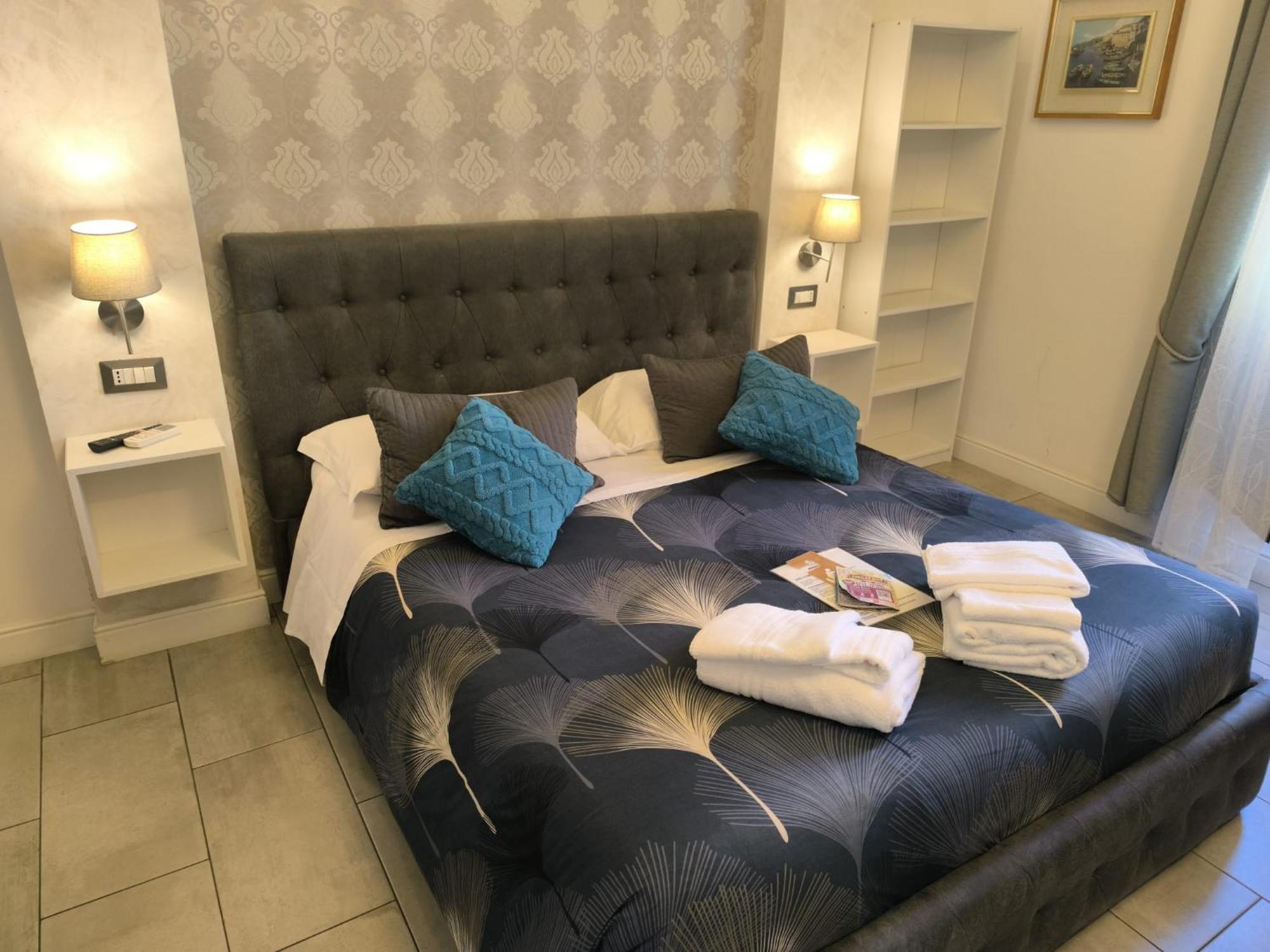 Castel Sant' Angelo Suites - Vatican - City Center - Direct Bus Stop To And From Fiumicino Apt, Rome